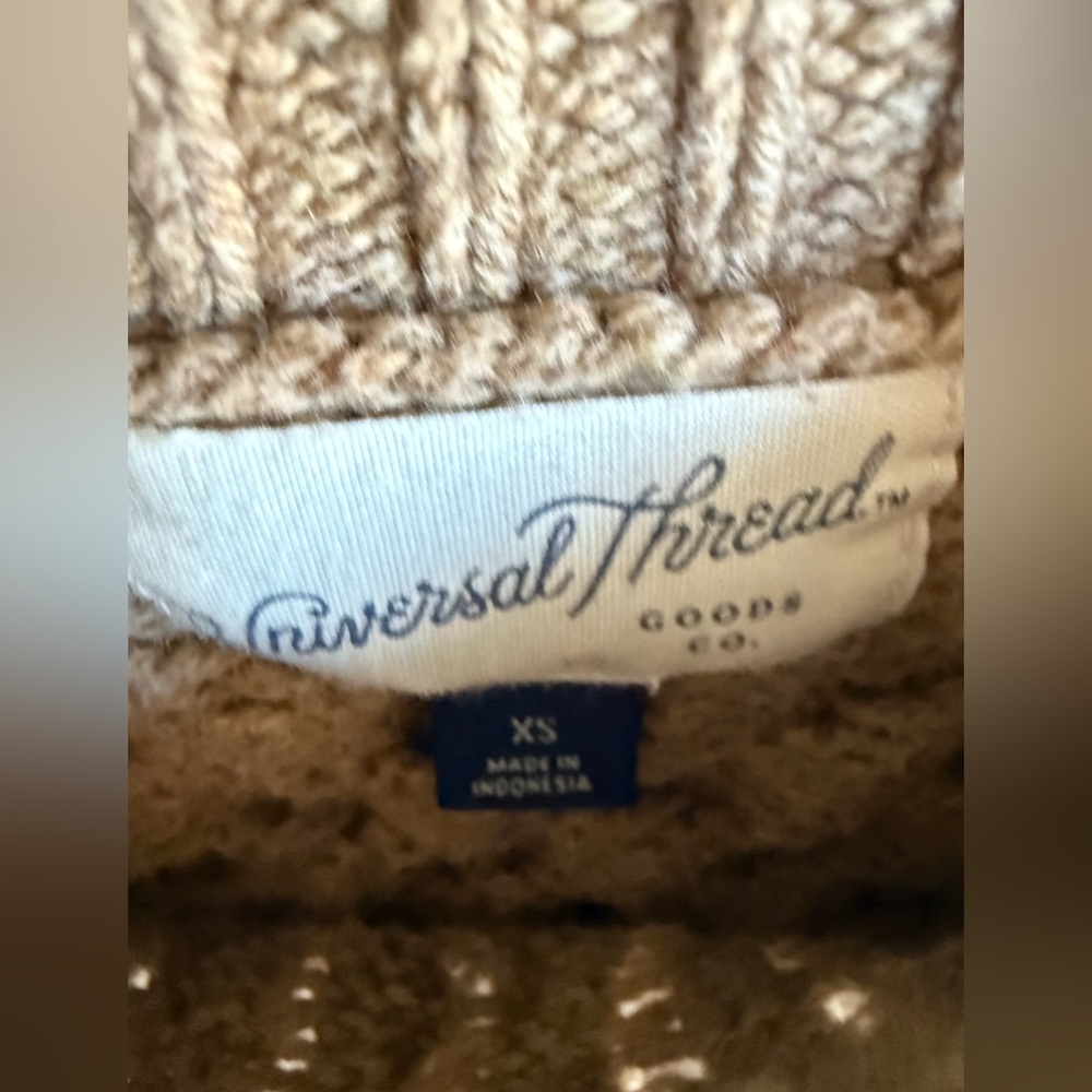 Universal Thread Cableknit Sweater - image 6